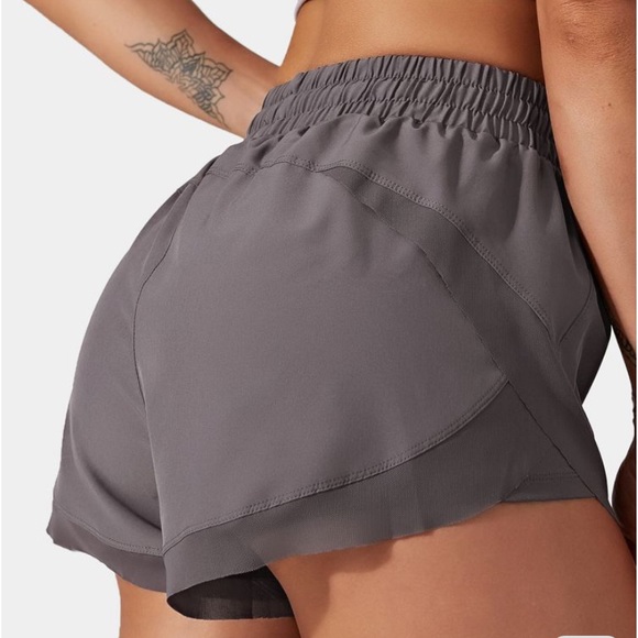 NWT HALARA DRAWSTRING MESH SHORTS - Picture 3 of 3